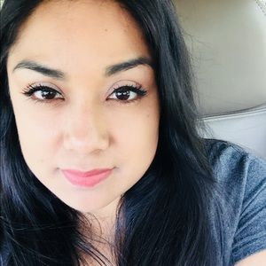 Meet your Posher, Yazmin